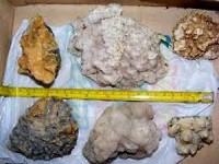 Pietre de mină fără documente legale, depistate la ieșirea din țară Pietre de mină fără documente legale, depistate la ieșirea din țară