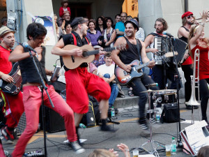 festivalul muzicii de strada