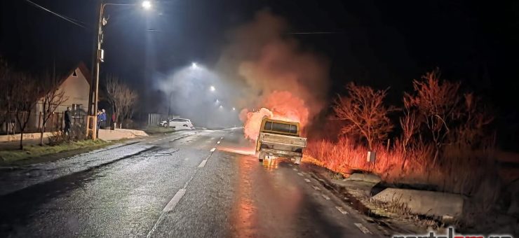 incendiu camioneta Satu Mare